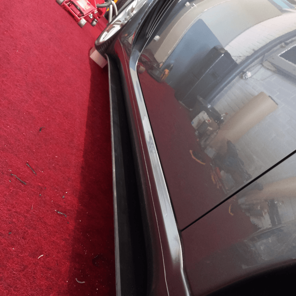 Deurdrempel voor op een auto van HDPE