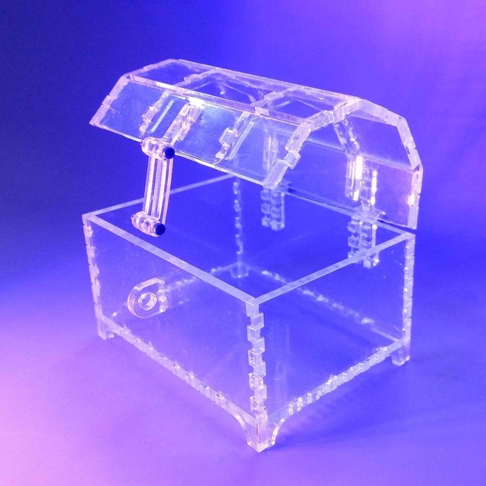 Coffre de pirate en plexiglass1