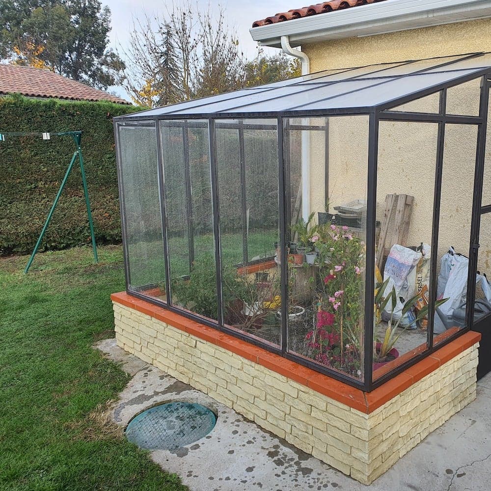 Construction d’une serre en plexiglass 01