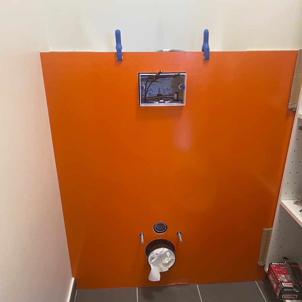 Habillage des WC en Alupanel1