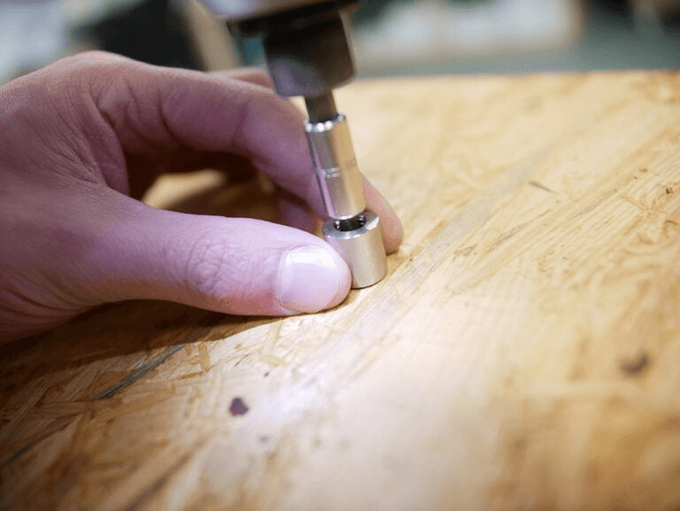 Kapstop-maken-plexiglas-bevestig