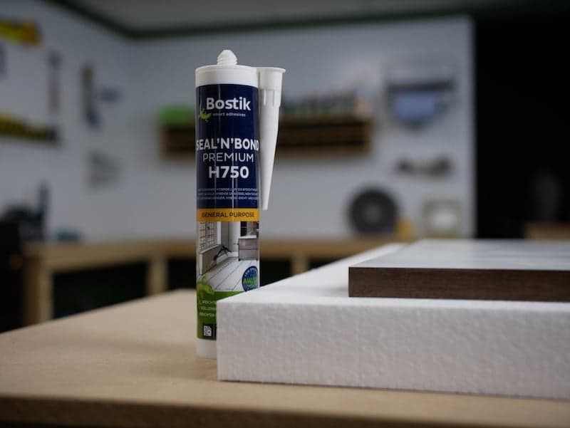 Matériel nécessaire une trappe de sol HPL