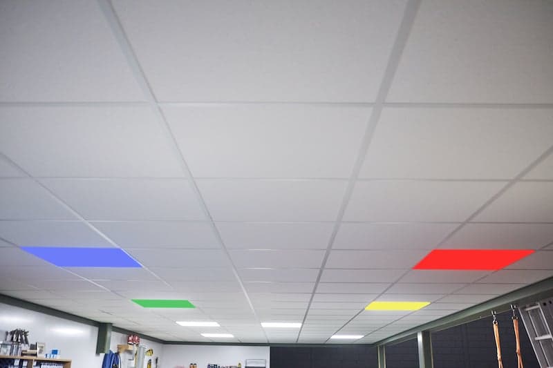 Plafond suspendu dalle panneaux led