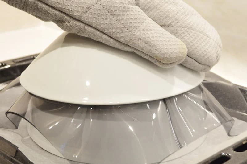 Plier du plexiglas : voici comment faire