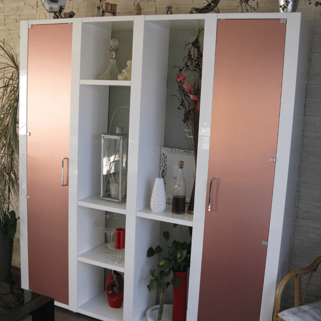 Réalisation de portes de vitrine en panneaux Dibond®