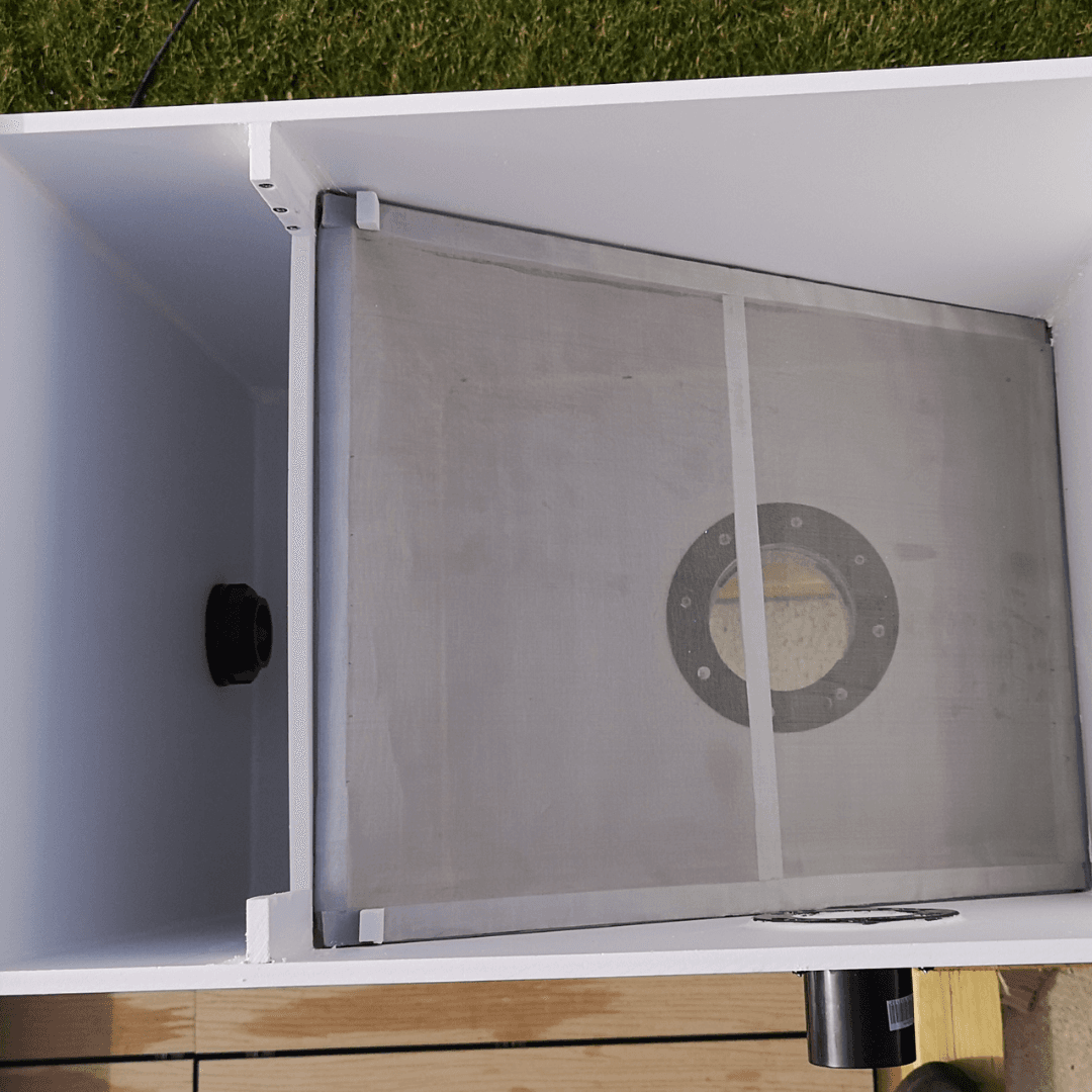 Réalisation d’un filtre à grille pour bassin à carpes koïs en PVC expansé