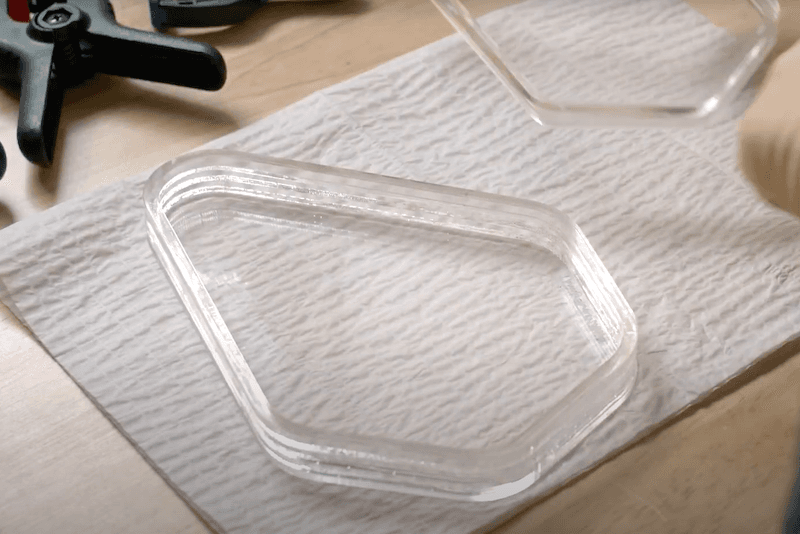 Fabrication dun moule pour lépoxy avec du plexiglas
