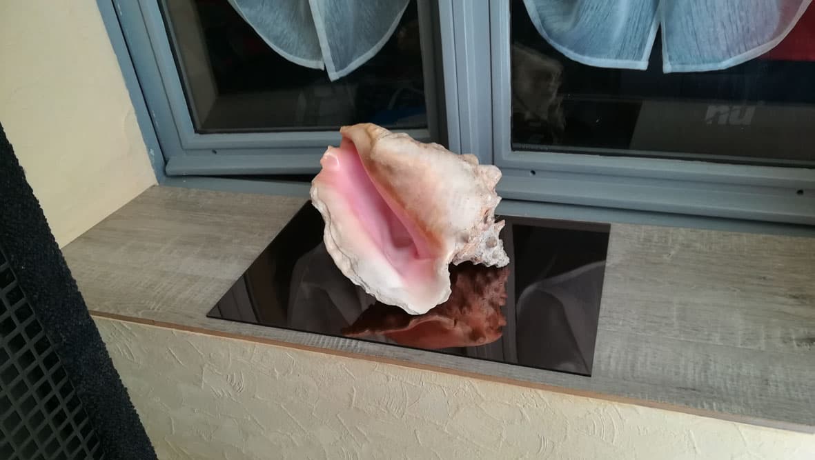Décorer les fenêtres de la véranda avec du plexiglass miroir9