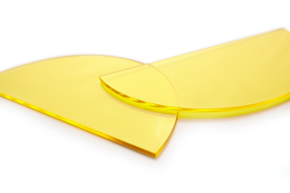 Forme en plastique demi-cercle