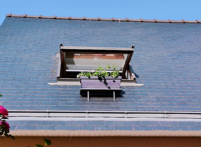 Support PVC pour jardinière sur le toit2