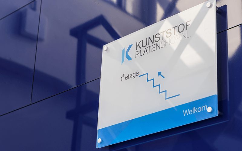 Panneau signaletique plexiglass