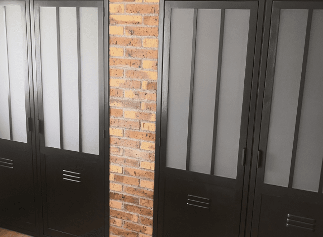 Portes de placard industrielles en plexiglass
