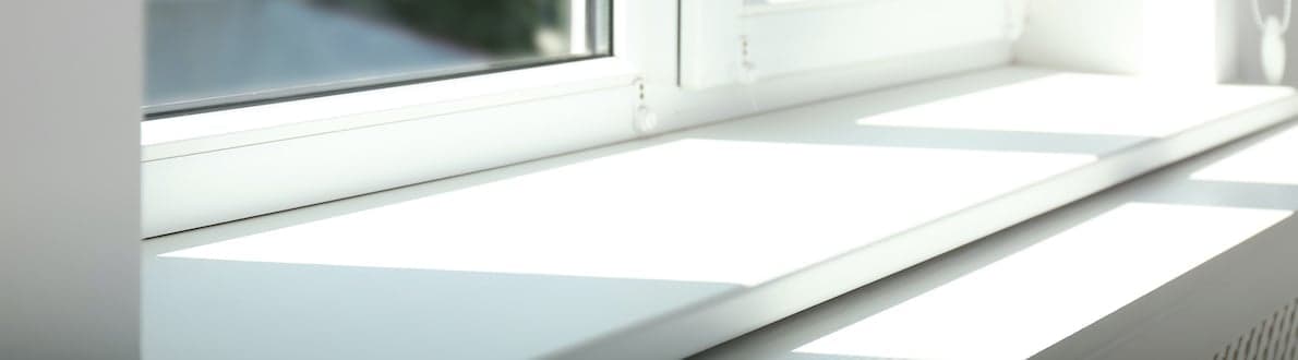 Revêtement rebord de fenêtre en plastique | Sur mesure, livraison rapide