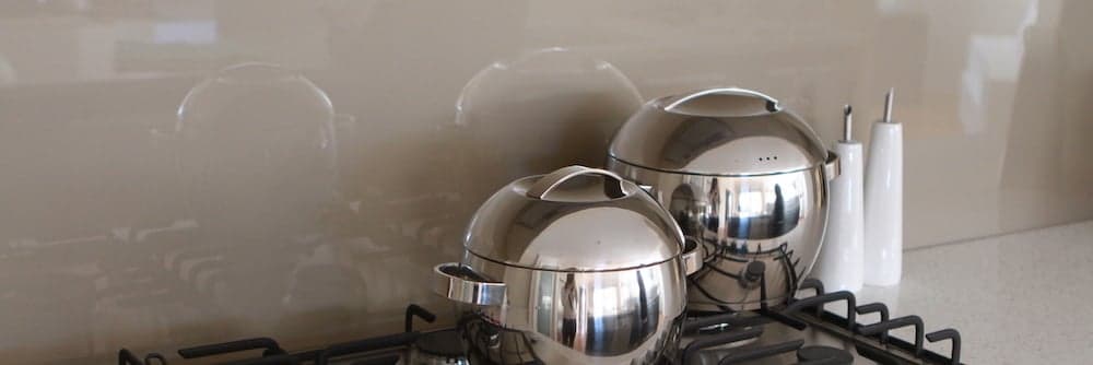 Revetement mural de cuisine en plastique gris