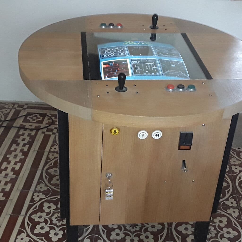 table-multi-jeux-avec-du-plexiglass03