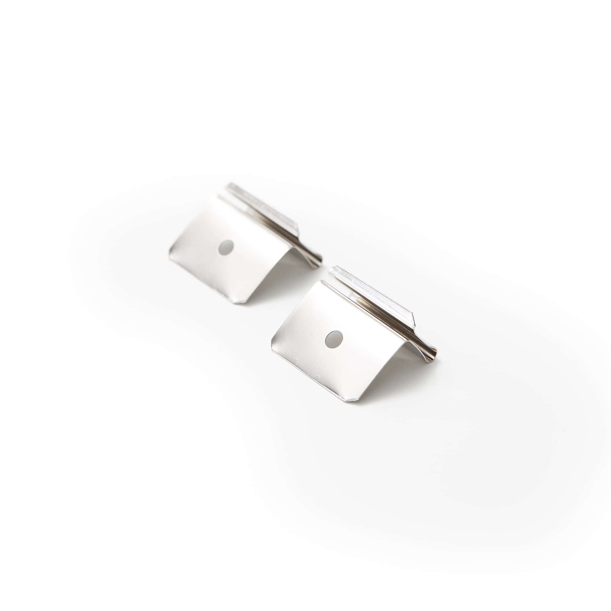 Ensemble de clips de suspension pour plafond