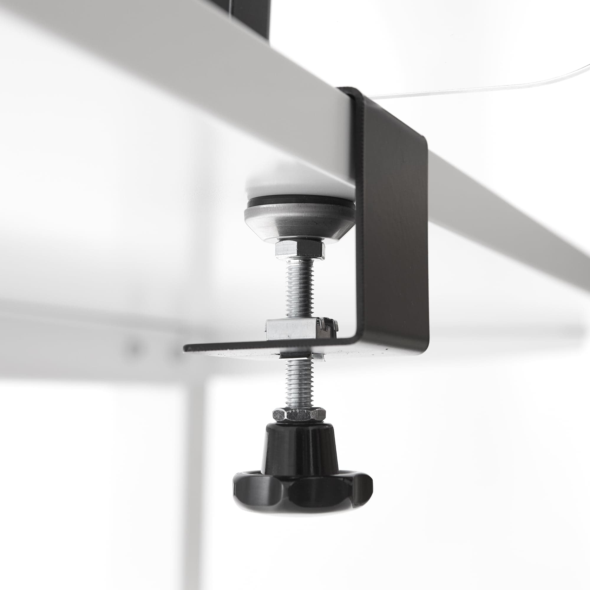 Support pour plaque en plexiglas avec pince a vis